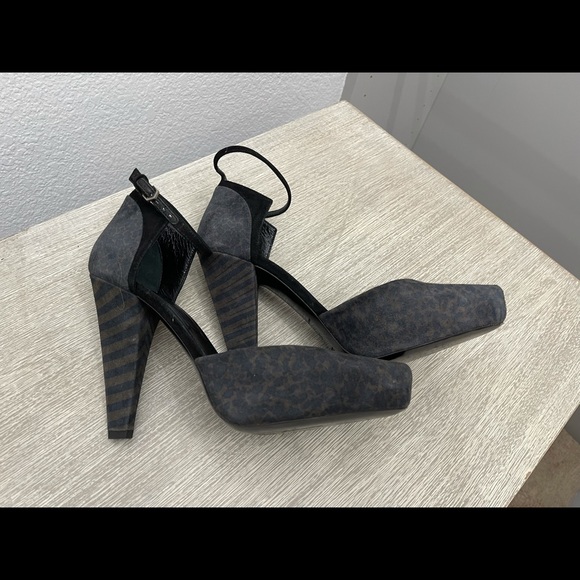 Slightly Uses Proenza Schouler - Picture 2 of 5